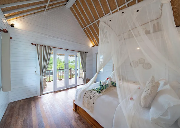 The Cubang Hut's 3*